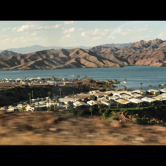 Meet your Posher, Dayanne - Picture 1 of 1